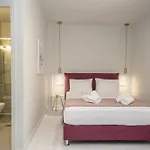 Hotel Mary's & *