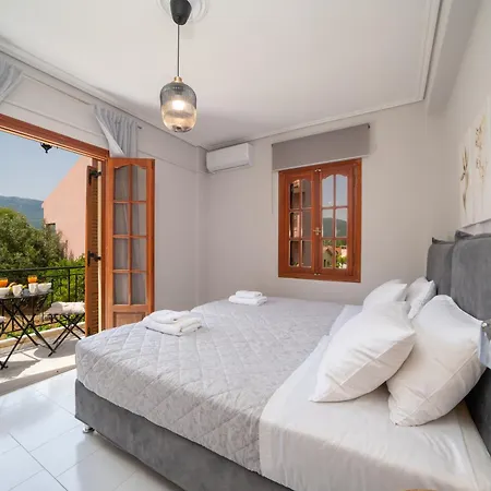 Mary's & Hotel Sami (Kefalonia)
