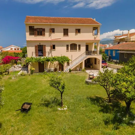 Ξενοδοχείο Mary's &